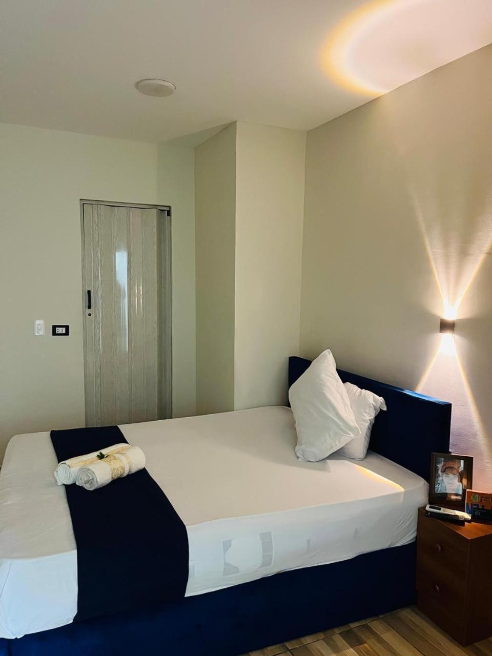 Revent Hotel Kaherah Luaran gambar