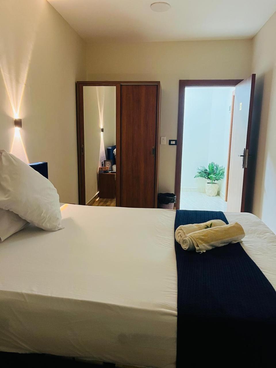 Revent Hotel Kaherah Luaran gambar